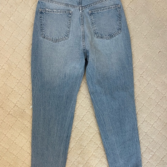 Zara ripped mom jean fit - Picture 3 of 3